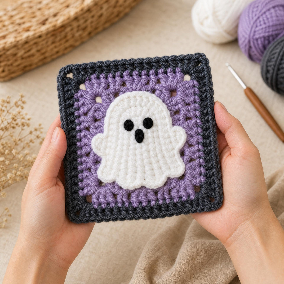 Beginner Ghost Granny Square Crochet Pattern | Halloween Applique (PDF)