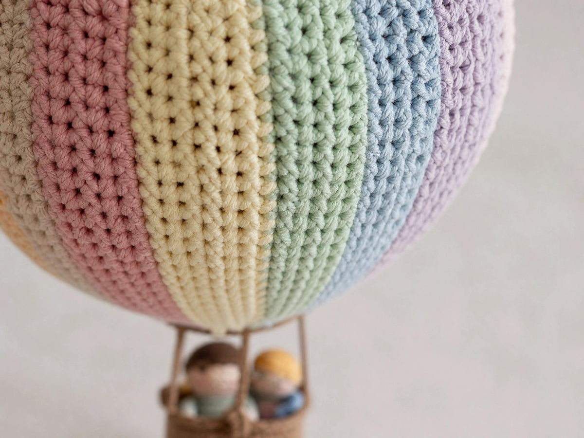 Rainbow Hot Air Balloon Crochet Pattern – Beginner Amigurumi Lamp & Mobile PDF