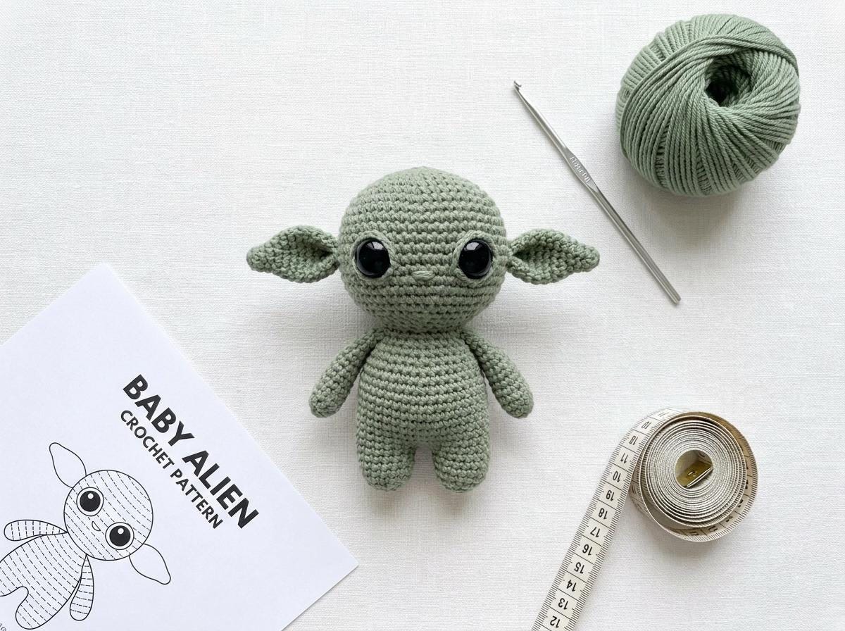 Baby Alien Crochet Pattern | Beginner Amigurumi PDF | Sci-Fi Toy (Digital Download)