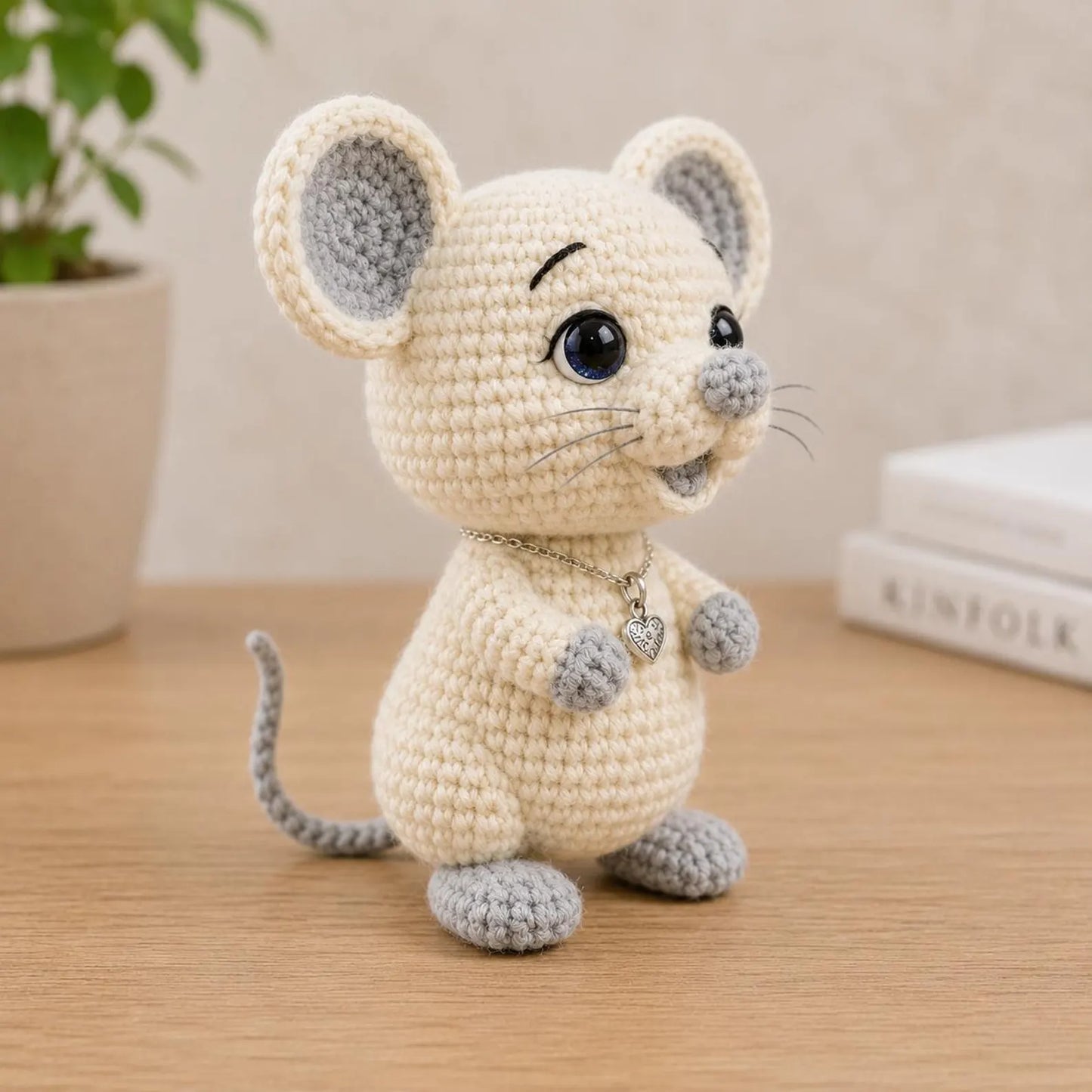 Cute Mouse Crochet Pattern PDF, Amigurumi Mouse Tutorial, Kawaii Mouse Plush, Beginner Friendly Crochet Animal Pattern